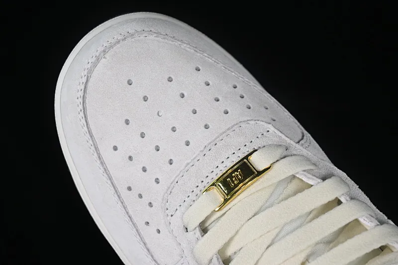 All categories Nk Air Force 1 Air Force series Nk Air Force 1 Mid Air Force mid-top Nk Air Force 1'07 Mid gray suede small hook Air Force One mid-top casual sneakers KG3031-011